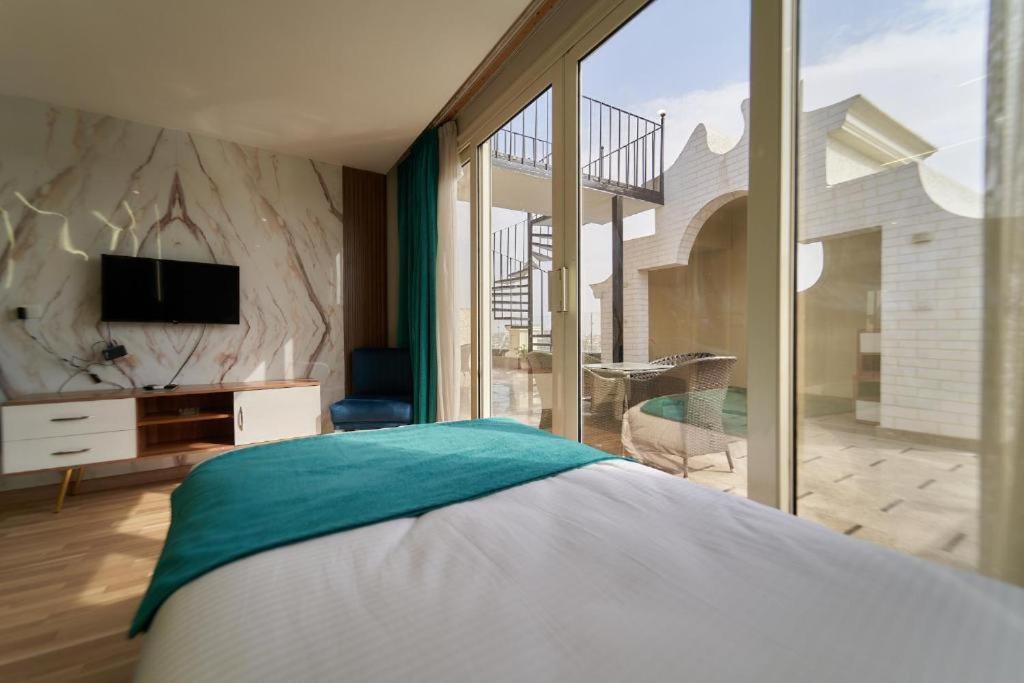 The Eyes Of Giza Pyramids Hotel